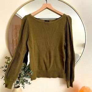 Olive Green Ann Taylor Factory Sweater Size Medium